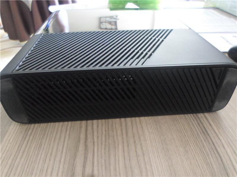 [SATILIK] VEYA [TAKASLIK] XBOX 360 E KASA