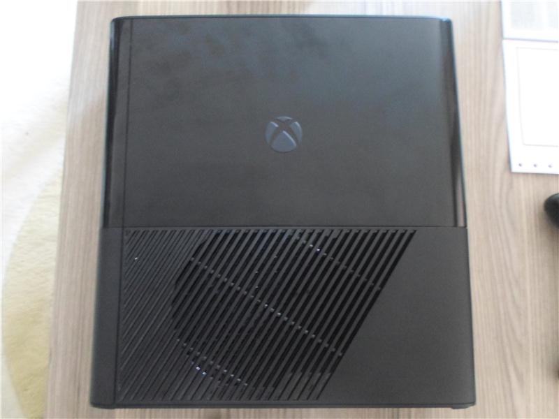 [SATILIK] VEYA [TAKASLIK] XBOX 360 E KASA