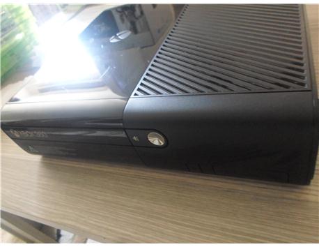 [SATILIK] VEYA [TAKASLIK] XBOX 360 E KASA