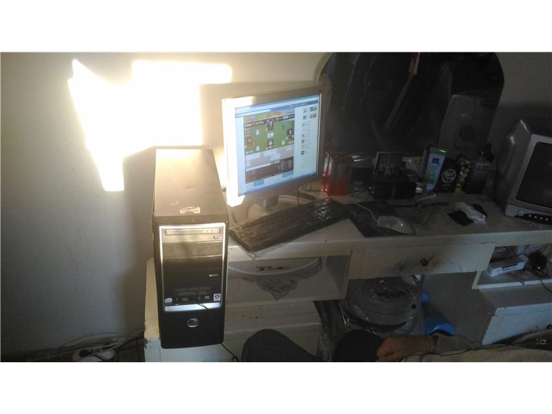 Laptopla takas olur. 