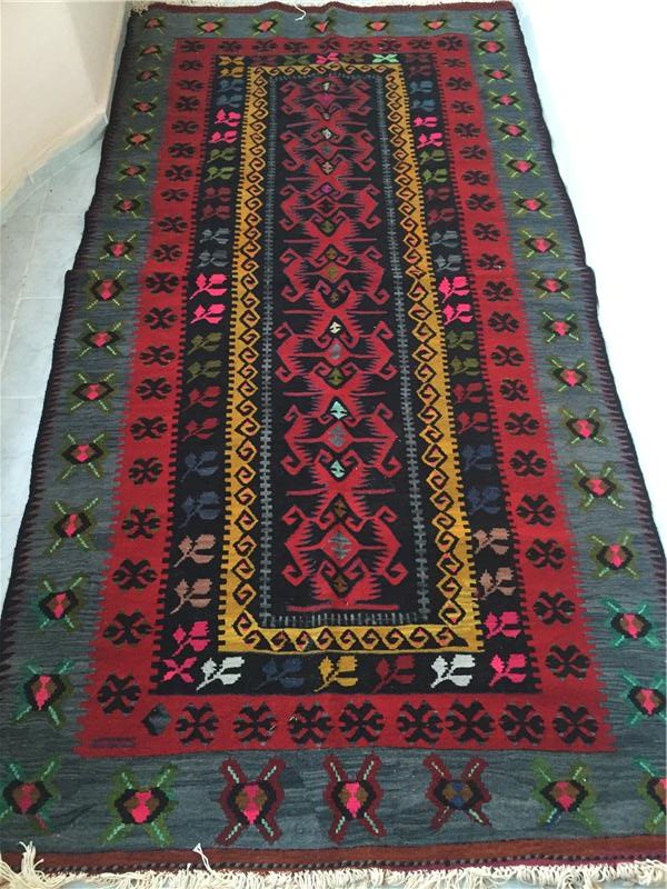 El yün dokuma kilim 