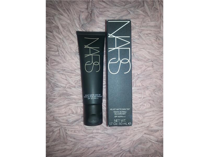 Nars Renkli Nemlendirici