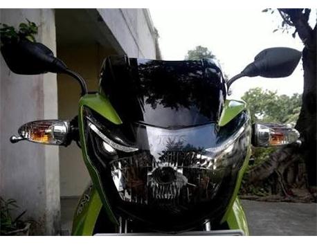 TVS Apache rtr 150 yeşil