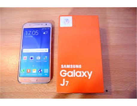 SAMSUNG GALAXY J7
