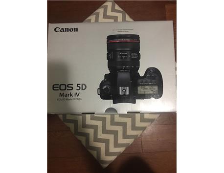 Canon EOS 5D Mark IV EF 24-105mm WhatsApp: +447452264959