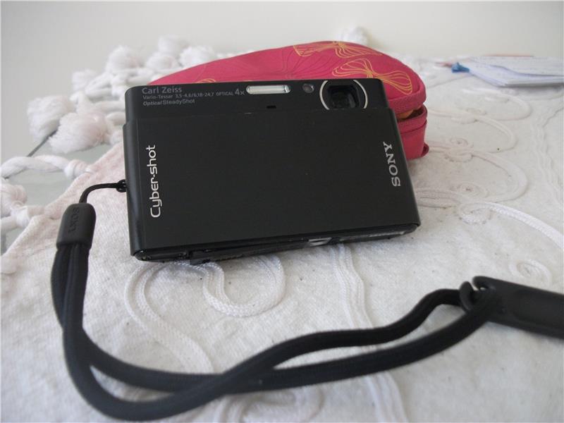 SONY CYBERSHOT DIGITAL FOTO MAKINAM ÇOK AZ KULLANILDI 