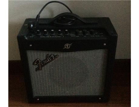 Fender MUSTANG Amp. 20 watt