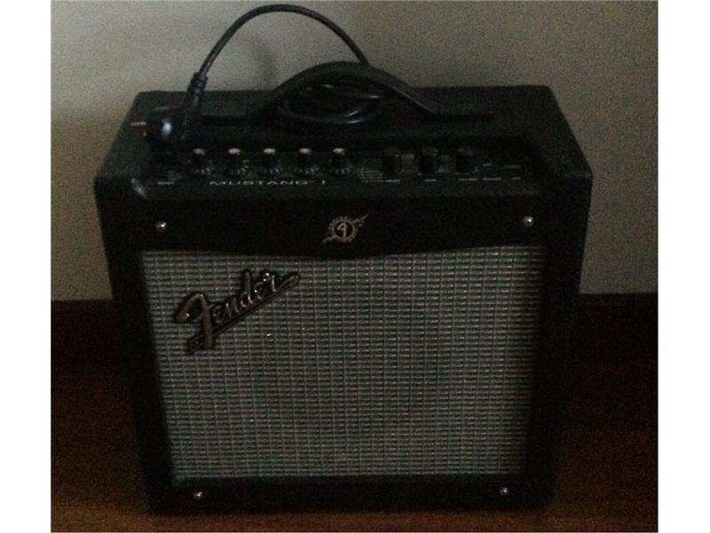 Fender MUSTANG Amp. 20 watt