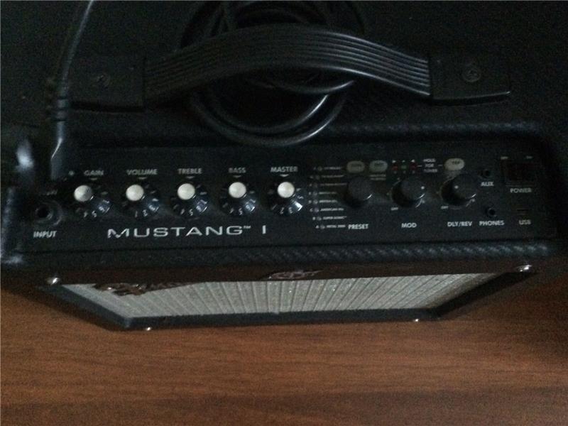 Fender MUSTANG Amp. 20 watt