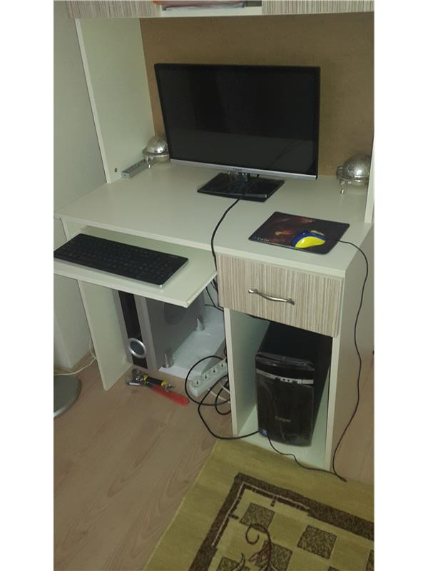 Laptop ile takas masa üstü 2 900tl 