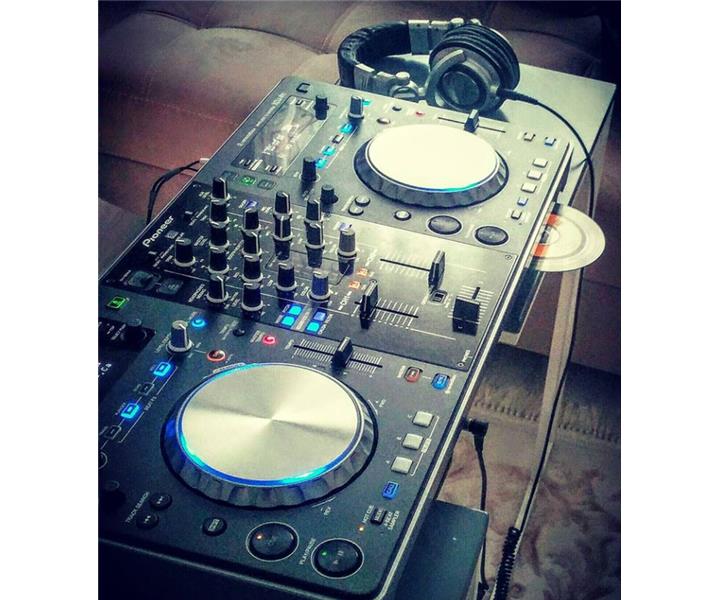 Pioneer xdj r1