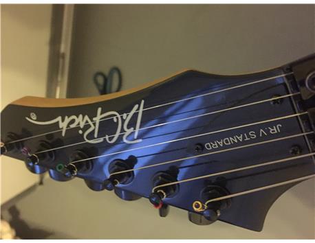 B.C RICH Jr V Standart RED
