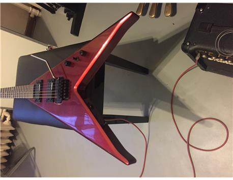 B.C RICH Jr V Standart RED