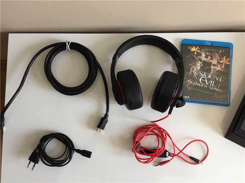 GARANTİLİ PLAY STATİON 4 500 gb JET BLACK SLIM