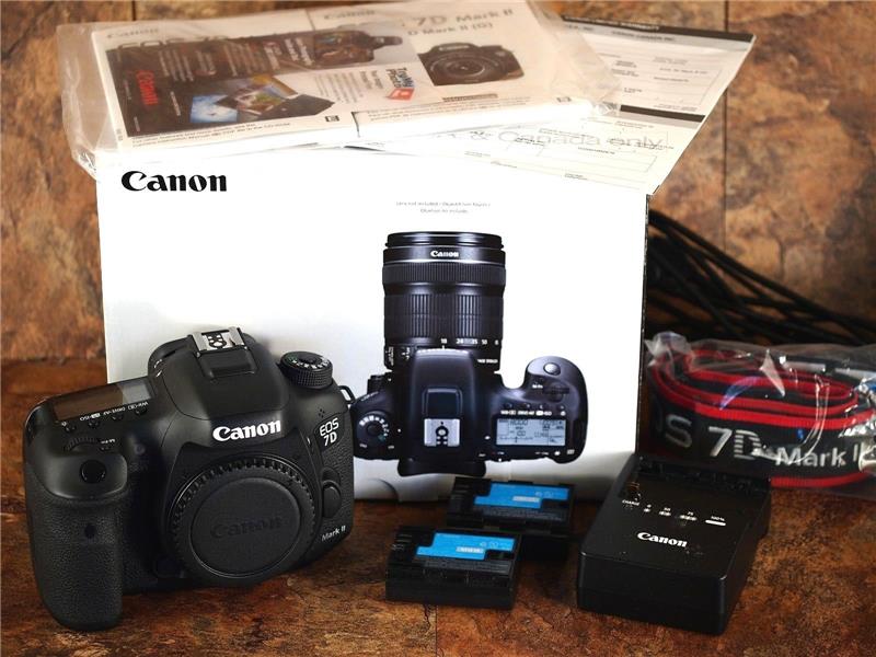 Canon EOS 7D Mark II WhatsApp: +447452264959