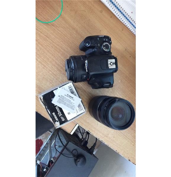 canon 600D SLR