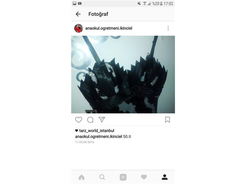 Sifir etiketli siyah kisa abiye