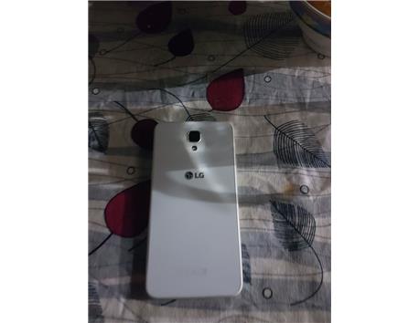 LG X SCREEN K 500