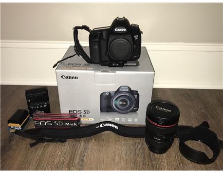 Canon EOS 5D Mark III 22.3 MP Digital SLR Camera - Black (Body only)