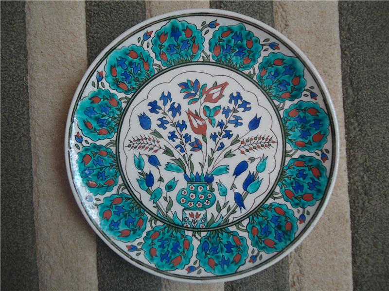 İLK KURULAN ÇİNİ FABRİKASININ AÇILIŞINA ÖZEL ÜRETTİĞİ ÇİNİ