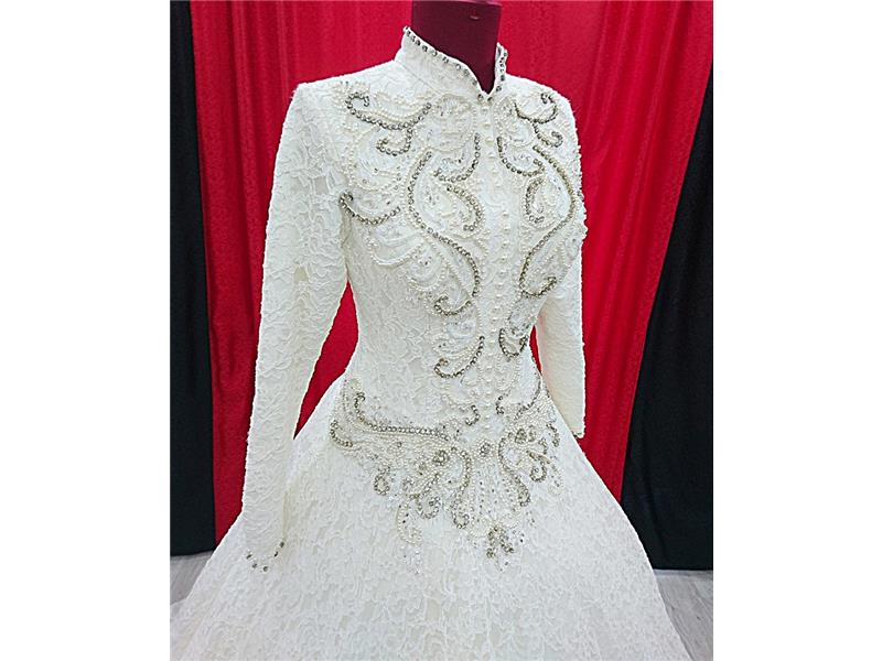 MAĞAZADAN ZARARINA SATILIK FULL DANTEL TESETTÜR GELİNLİK 