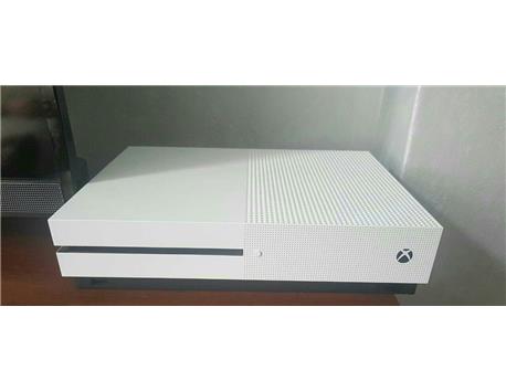 Xbox One S 500 GB