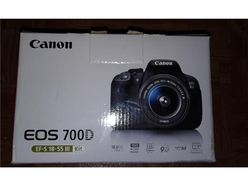 Canon Eos 700D +Ef-s 18-55 Lens