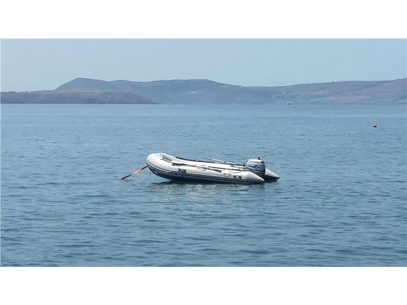 Seapro bot  + 9.9 dört zamanlı motor