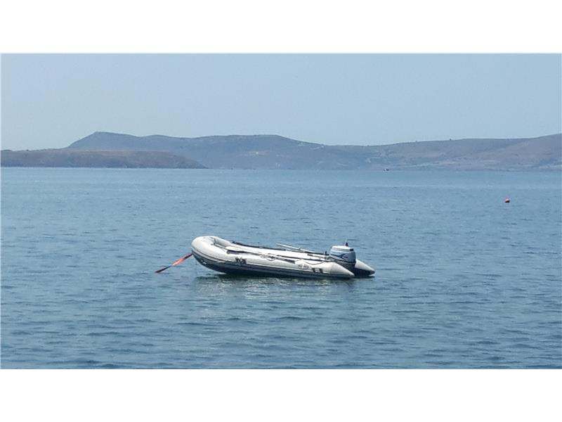 Seapro bot  + 9.9 dört zamanlı motor