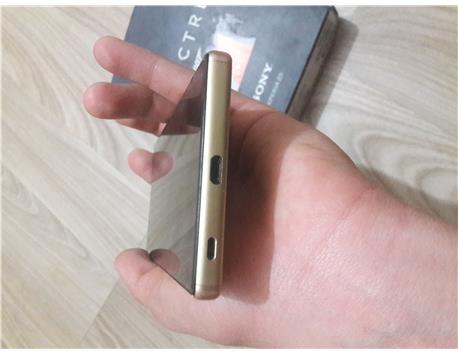 Sony xperia z5 gold 1 yıl garantili kutulu faturalı
