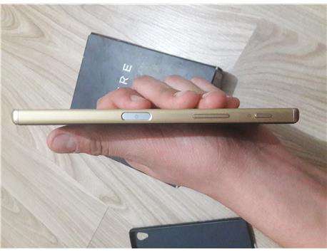 Sony xperia z5 gold 1 yıl garantili kutulu faturalı