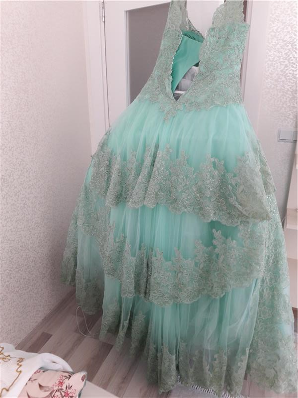 1 KEZ GİYİLDİ 42 BEDEN 44 40 BEDENE DE UYUMLU