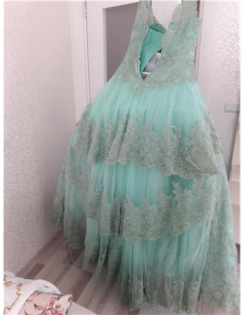 1 KEZ GİYİLDİ 42 BEDEN 44 40 BEDENE DE UYUMLU
