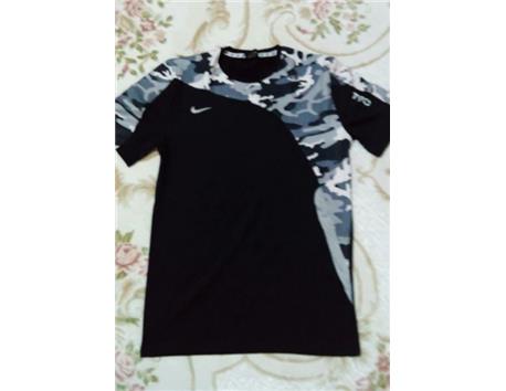 Nike kamuflaj desenli orjinal rahat spor tişört