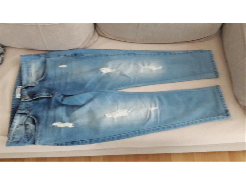 Kapalı Yırtmaçlı Pantolon 