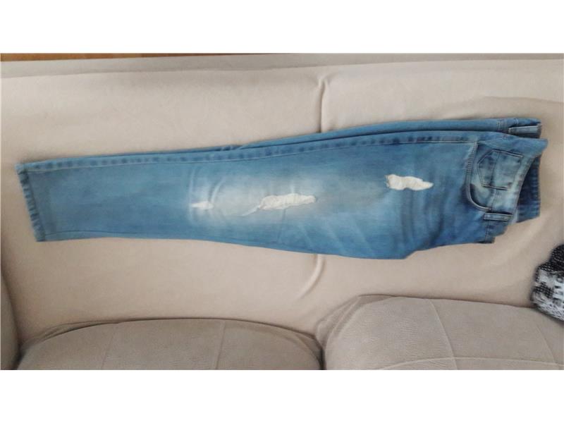 Kapalı Yırtmaçlı Pantolon 
