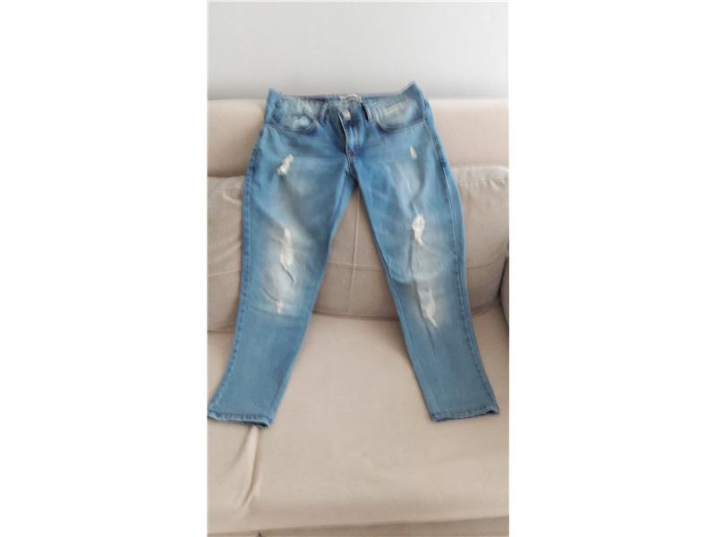 Kapalı Yırtmaçlı Pantolon 