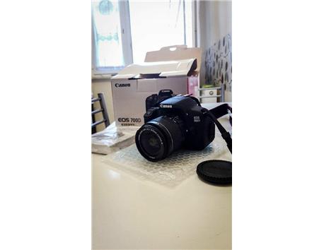 Canon EOS 700D EF-S LENS FATURALI TEMİZ 1800 ÇEKİMDE TAKASLI