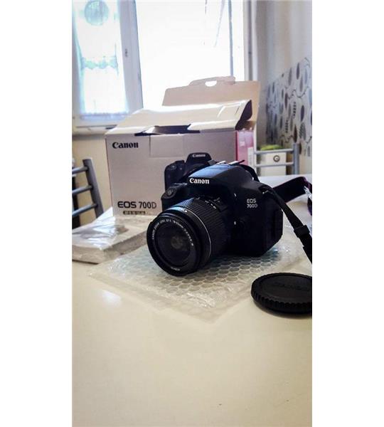Canon EOS 700D EF-S LENS FATURALI TEMİZ 1800 ÇEKİMDE TAKASLI