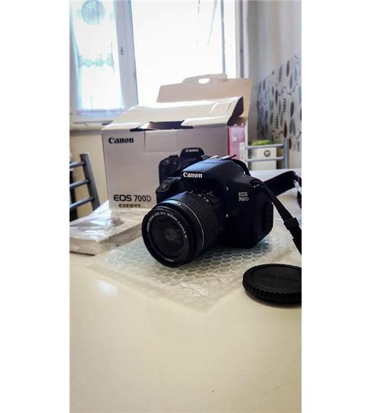 Canon EOS 700D EF-S LENS FATURALI TEMİZ 1800 ÇEKİMDE TAKASLI