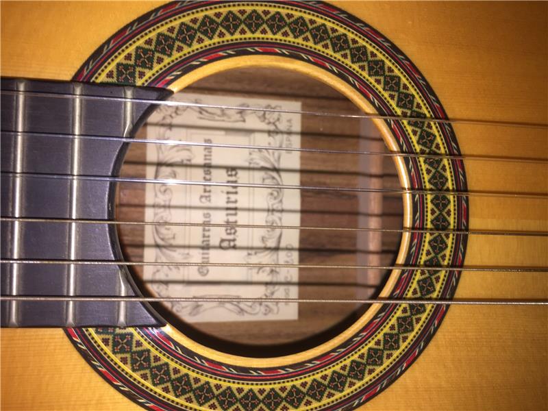 Asturias c-200 klasik el yapımı gitar