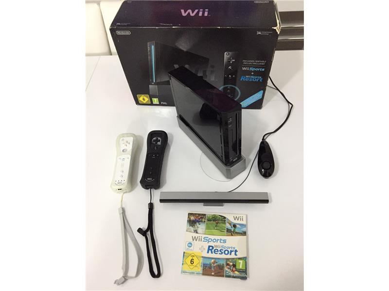 NINTENDO Wii SİYAH Oyun Konsolu + Sports Resort + Motion Plus