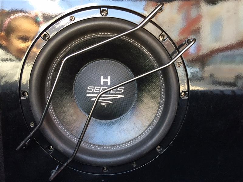 Audio system H12 1100 Watt rms bass