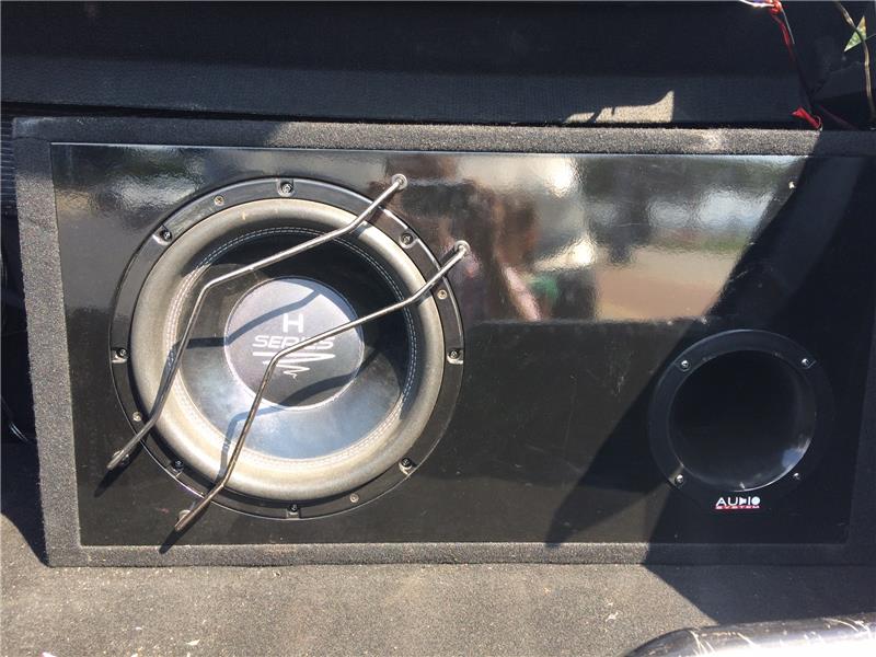 Audio system H12 1100 Watt rms bass
