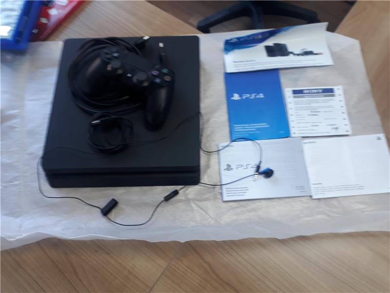 Sifir ps4 slim kasa garantili kutulu