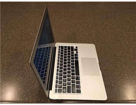  Apple Macbook 13.3 inch A1181 core duo 1.83-Ghz 2-gb 80-gb