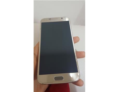 Samsung s6 gold 32gb 3 gb ram her şeyi tam ekranda köşede iz var 