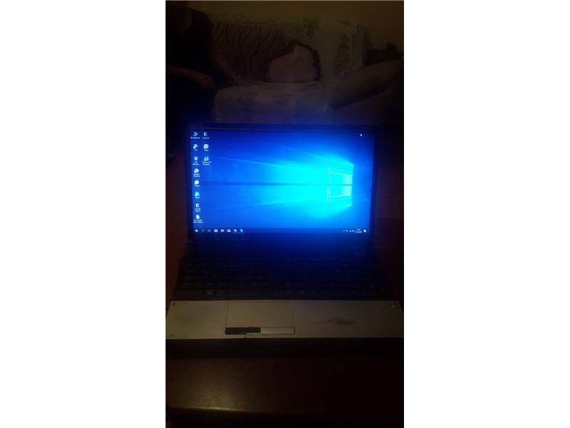 laptop çalşyor sadaçe klvyada ESC dokuz çalşmyor bide resmde goreceksiniz ne sorun var