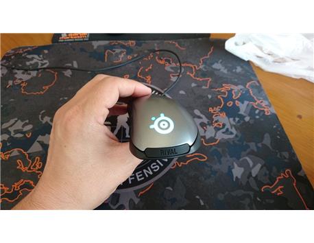 Temiz SteelSeries Rival 300 Oyun faresi