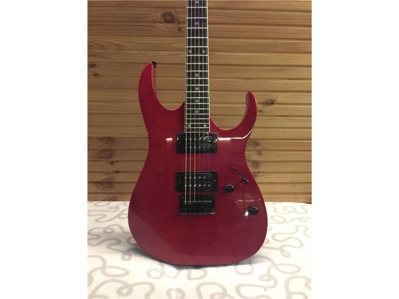 Ibanez Nadir elektro gitar Bas gitar ile takas olur.